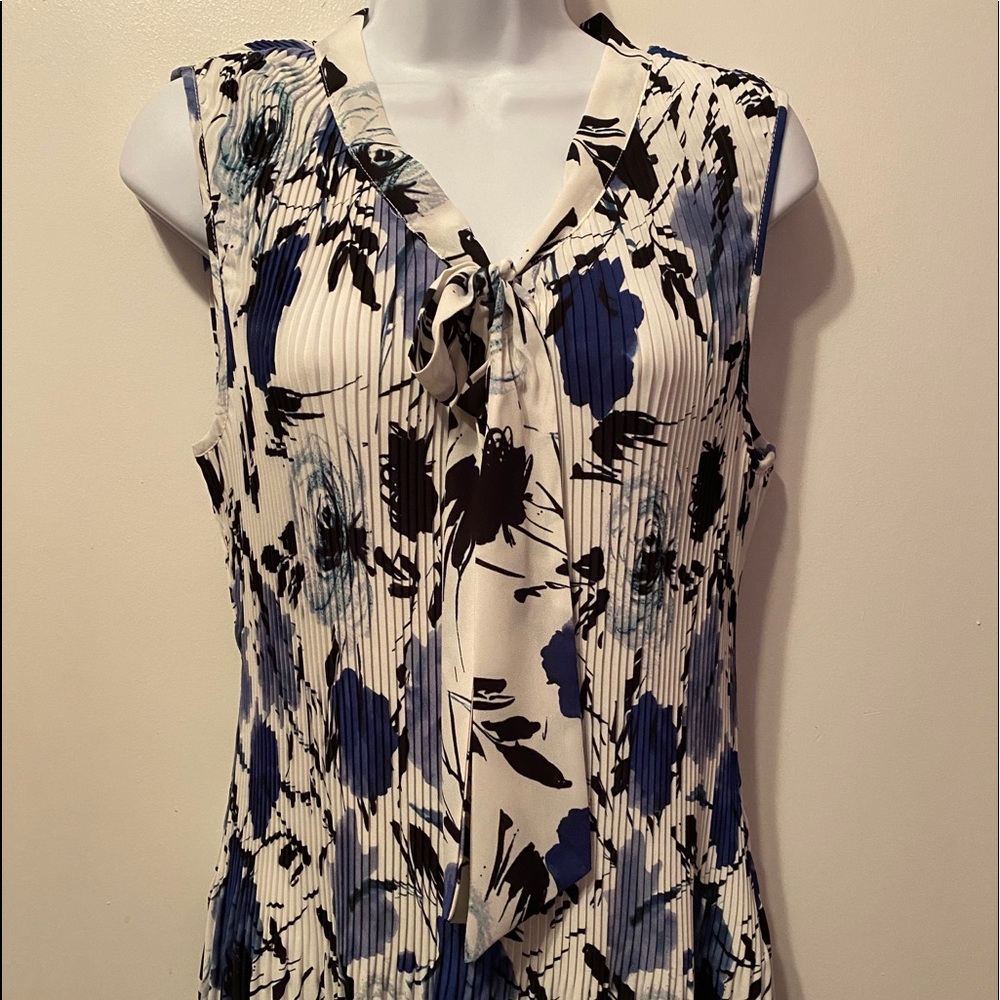 Donna Karan top, floral print, multi-color, XL